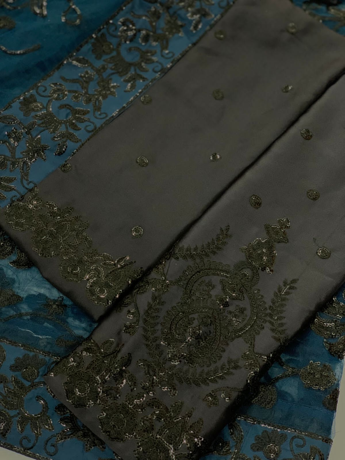 Asim Jofa Shamosh Fully Heavy Embroidered Spengle Work Saree wholesale price